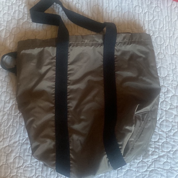 Club Monaco tote bag green olive - Picture 3 of 6